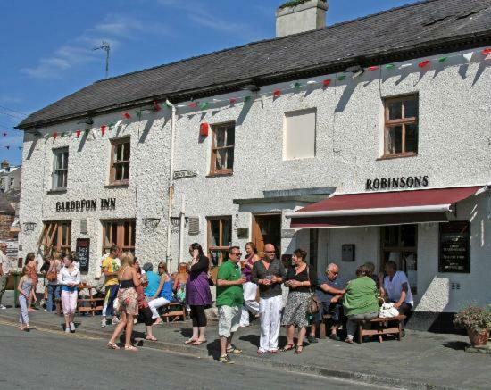 Garddfon Inn Y Felinheli Esterno foto